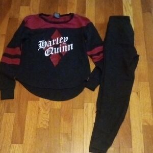 Harley Quinn Black and Red long sleeve with black leggings, girl XL